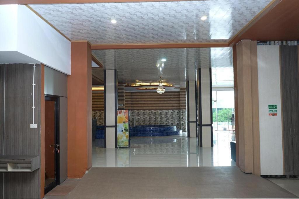 Grand Vella Hotel Pangkal Pinang Ngoại thất bức ảnh