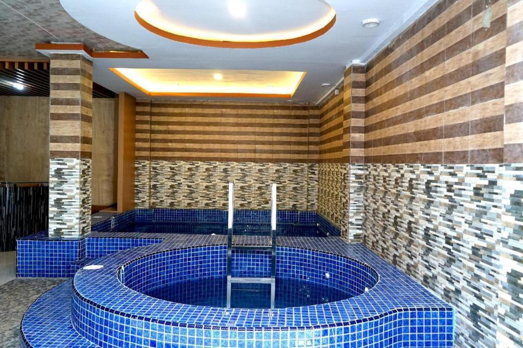 Grand Vella Hotel Pangkal Pinang Ngoại thất bức ảnh