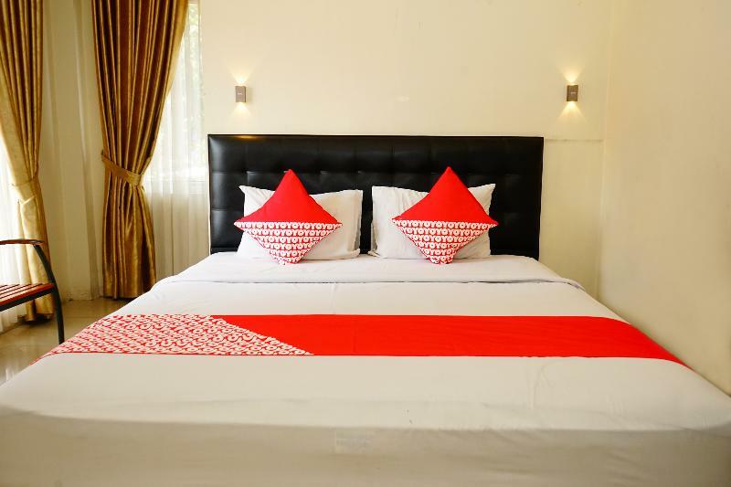 Grand Vella Hotel Pangkal Pinang Ngoại thất bức ảnh